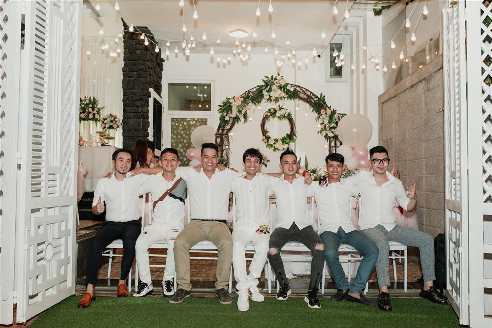 Muốn biết đẳng cấp đại gia phải nhìn Minh Nhựa: Tổ chức tiệc kỉ niệm ngày cầu hôn vợ cũng linh đình như tiệc cưới-3