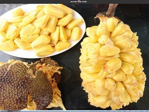 Cách bổ mít nhanh, lấy trọn vẹn cả buồng