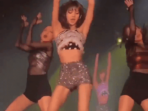 Bị chê bắt chước Lisa (BLACKPINK), Thiều Bảo Trâm đáp trả thế nào mà dân tình đồng loạt chấm 10 điểm thanh lịch-7