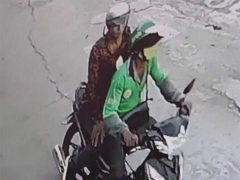 Nghi phạm lạnh lùng diễn tả cảnh cắt cổ tài xế GrabBike ở Sài Gòn-1