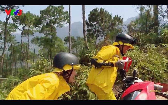 Cùng Minh Triệu chạy xe trên địa hình quá nguy hiểm, Kỳ Duyên khóc ròng vì sợ chết giữa chốn hoang sơ-3