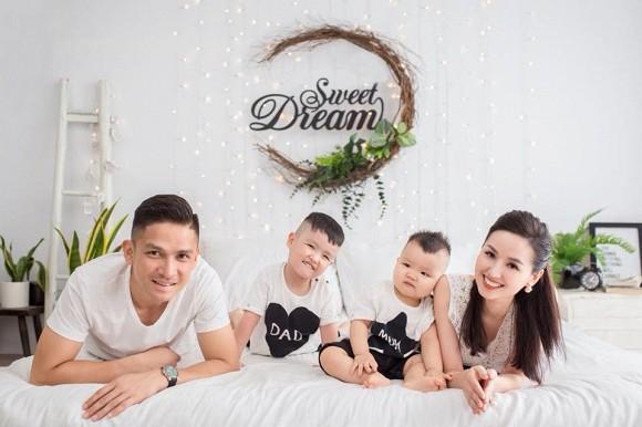 Nhờ cậu cả 4 tuổi sấy tóc, hot mom Tâm Tít khóc dở mếu dở khi nhận thành quả-1