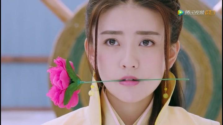 Những hạt sạn siêu to siêu khổng lồ khiến khán giả không thể nhịn cười trong phim cổ trang-5