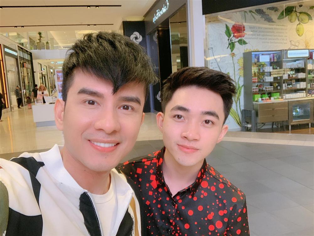 Sau kiểu củ hành cuốn lô, Đan Trường lại đổi sang tóc em đuôi gà vì lý do rất thú vị-3