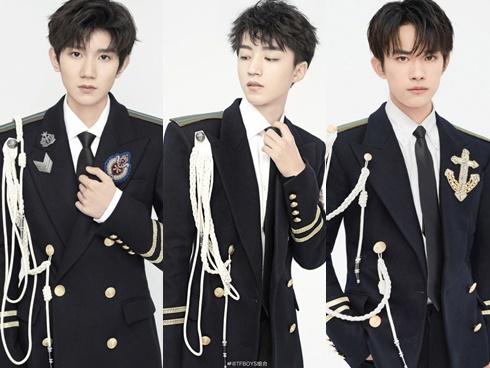 Bài đăng Weibo hẹn ước 10 năm đồng hành của TFBOYS đột ngột biến mất fan  hâm mộ mỉa mai công ty là anti fan lớn nhất của nhóm