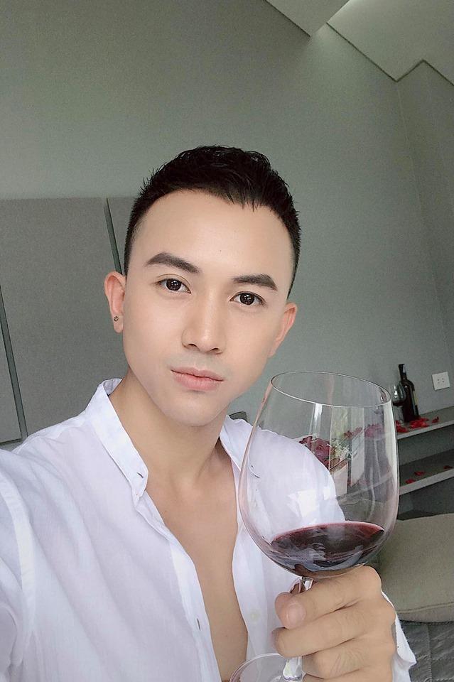 Xinh đẹp, tài năng như Midu mà cũng có lúc phải cầu cứu fans vì yếu kém công nghệ-4