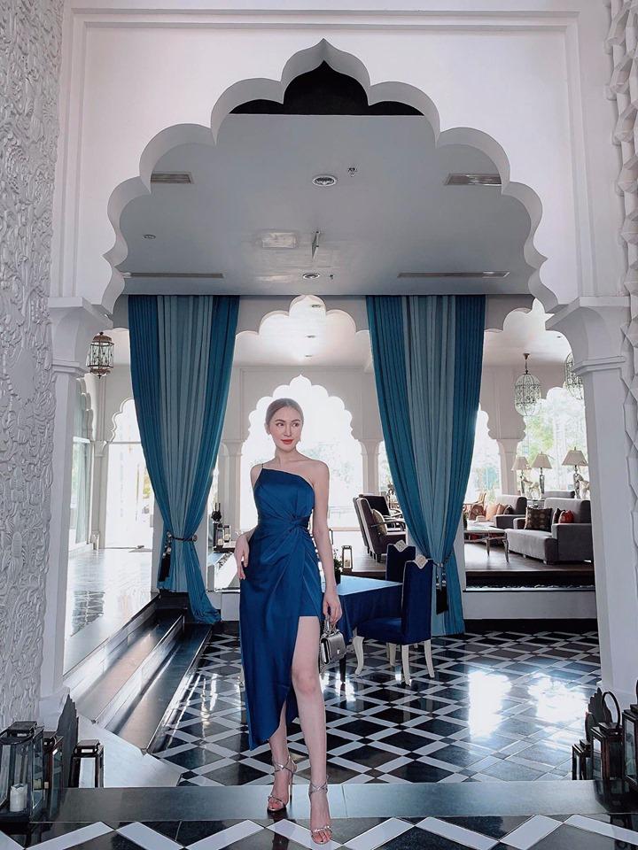 Xinh đẹp, tài năng như Midu mà cũng có lúc phải cầu cứu fans vì yếu kém công nghệ-5