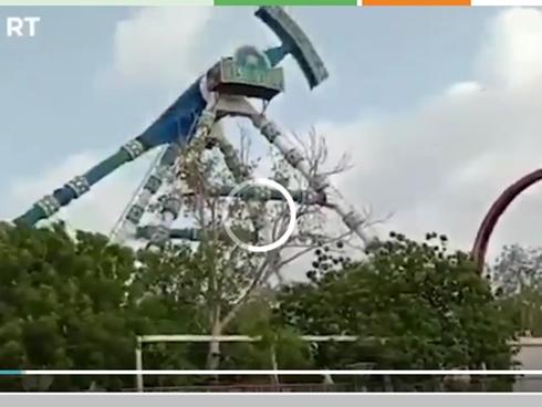 Khoảnh khắc đu quay gãy trục khiến hàng chục người thương vong