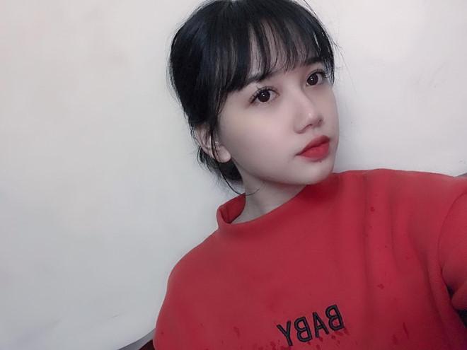 Đi tập quân sự, nữ sinh Hà Tĩnh bỗng chiếm spotlight vì ngoại hình đẹp xuất sắc-4