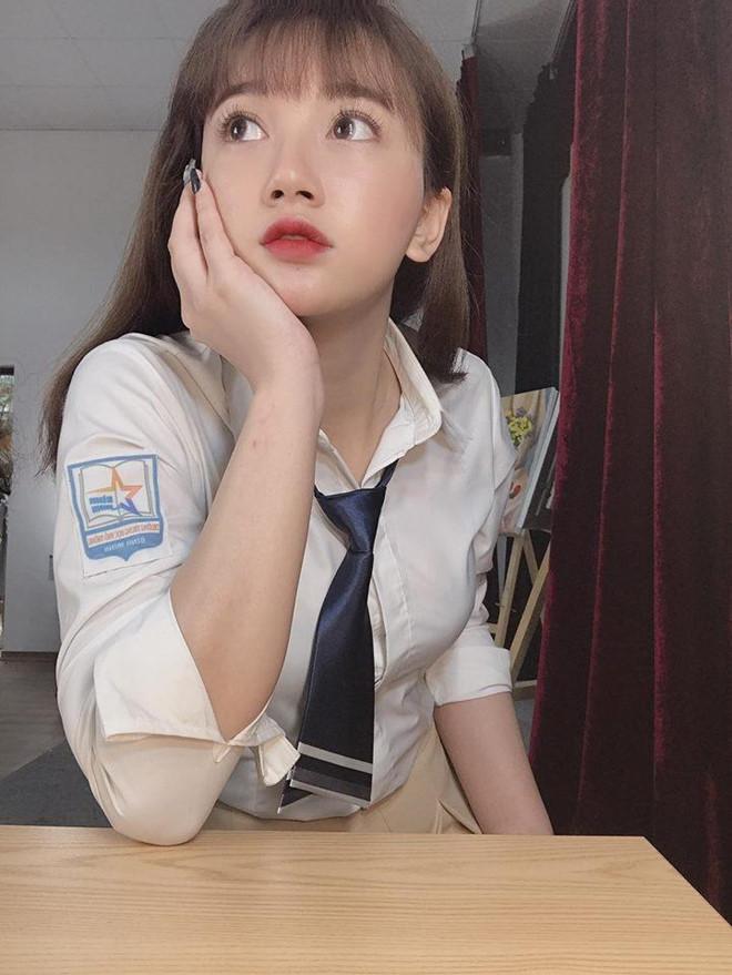 Đi tập quân sự, nữ sinh Hà Tĩnh bỗng chiếm spotlight vì ngoại hình đẹp xuất sắc-6