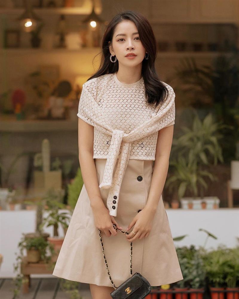 Thúy Vi khoe street style phô diễn vựa hoa quả quá đà lại già hơn hẳn Chi Pu dù kém 5 tuổi-1