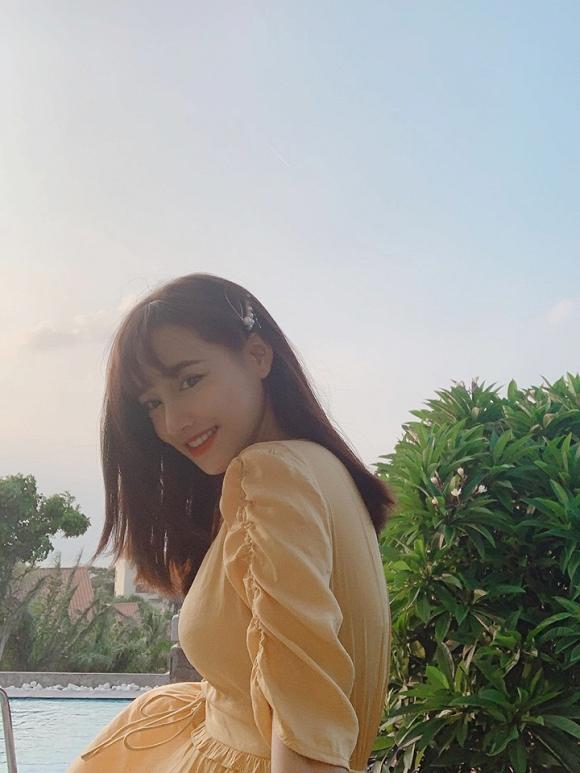 Vừa đổi màu tóc, Nhã Phương được khen tươi trẻ - Huyền My mất điểm vì kiểu đầu xù mì to gấp 3 lần người khác-9