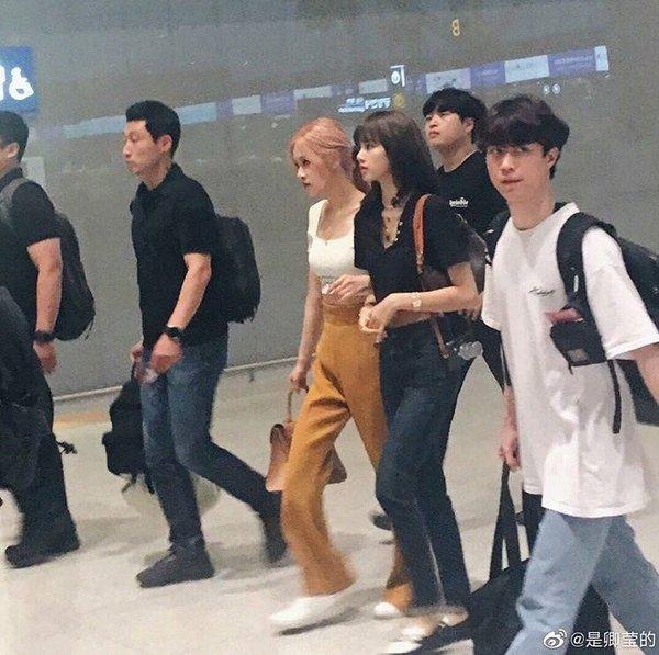 BLACKPINK bí mật bay đến Hawaii, fan nháo nhào đồn đoán nhóm đi quay MV mới cho mùa hè-1