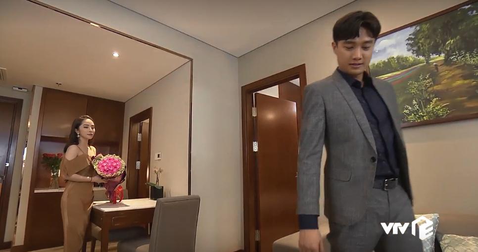 Về Nhà Đi Con: Thư ném hoa Nhã tặng vào sọt rác, Vũ nhặt lên đem tặng lại cho nhân tình?-2