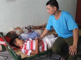 Nghi vấn 3 bé trai Nghệ An bị bắt cóc khi chỉ đường cho lái xe bán tải Nghi vấn 3 bé trai Nghệ An bị bắt cóc khi chỉ đường cho lái xe bán tải