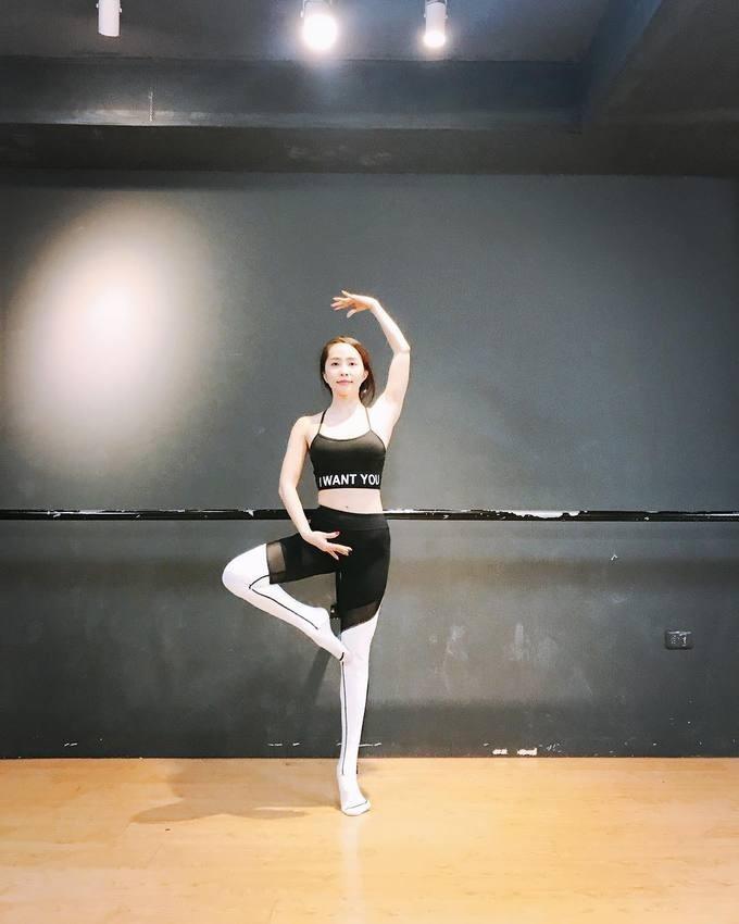 Múa cột, tập yoga giúp Nhã ‘Về nhà đi con’ khiến Vũ mê mệt-5