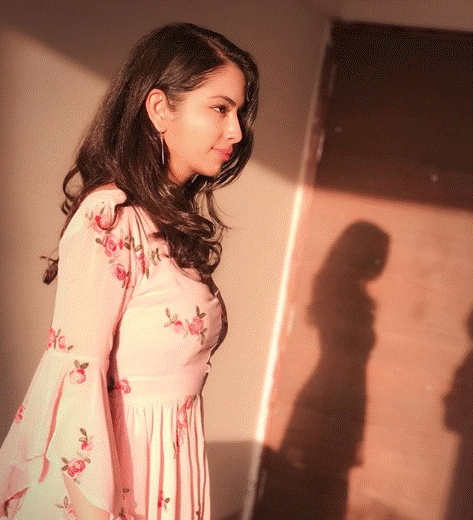 Nữ chính Anandi Cô dâu 8 tuổi lột xác thành thiếu nữ sexy khó cưỡng-9