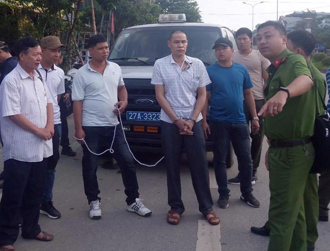 Hé lộ thông tin Vì Văn Toán trực tiếp chỉ huy nhóm nghiện siết cổ nữ sinh giao gà đến ngất xỉu mới khênh lên xe-1