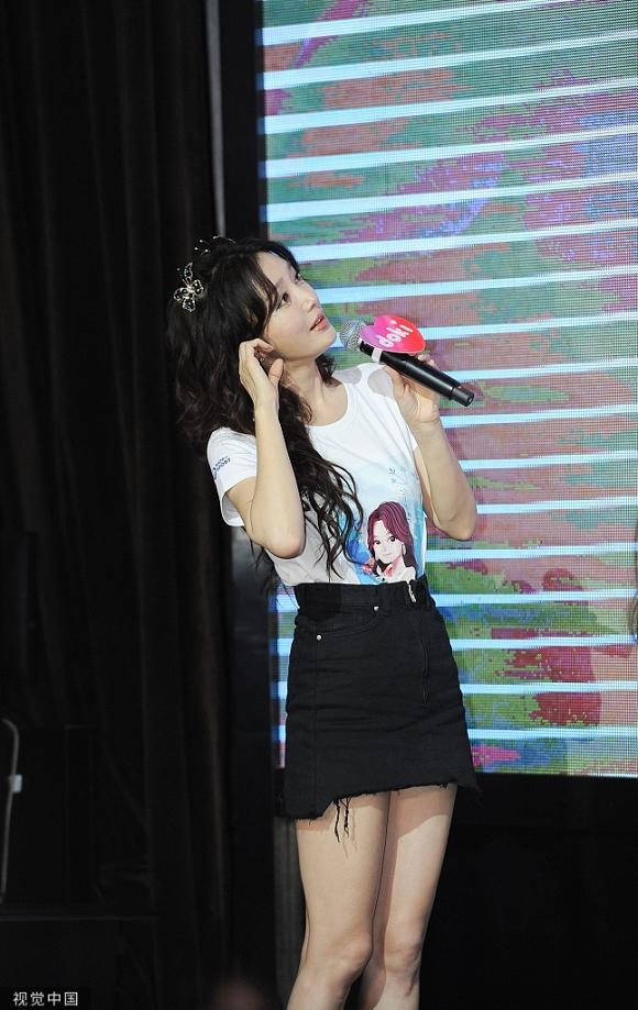 Nhìn gương mặt và dáng vóc này, ai nghĩ Phú Sát Hoàng hậu Tần Lam đã bước sang tuổi 38-3