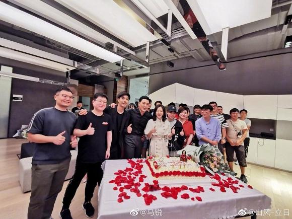 Nhìn gương mặt và dáng vóc này, ai nghĩ Phú Sát Hoàng hậu Tần Lam đã bước sang tuổi 38-6