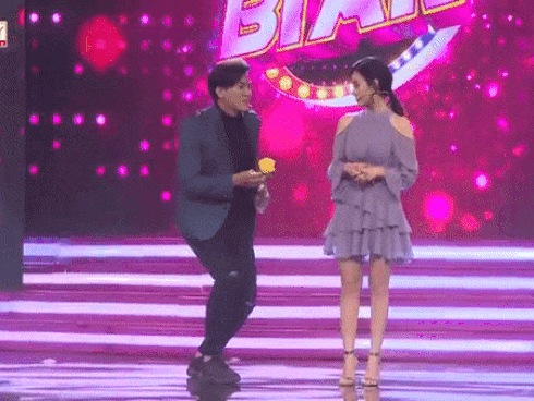 Liên tục được các mỹ nam Việt đưa tình, Midu xứng danh cô gái vàng trong làng hóc thính-7