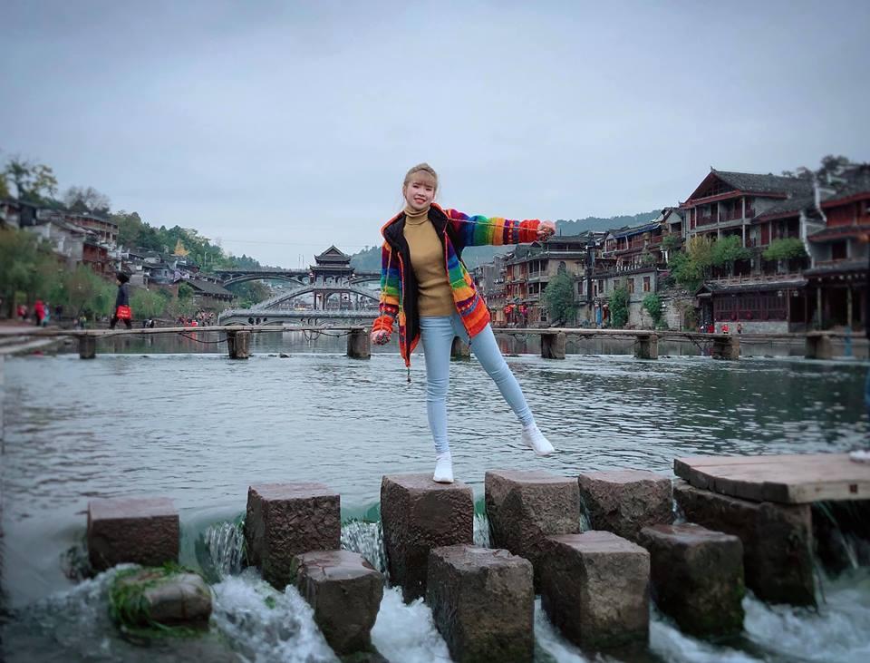 Mặc cả showbiz đua nhau dùng app già nhăn nheo, Khởi My chứng minh nhan sắc lão hóa ngược dù đã chạm ngưỡng U30-12