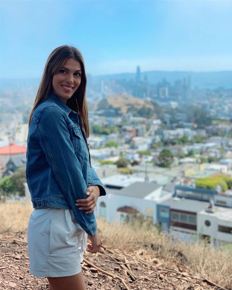 Bản tin Hoa hậu Hoàn vũ 18/7: Lộ bụng cao hơn ngực, đối thủ Australia không có cửa đọ dáng với Hoàng Thùy-7