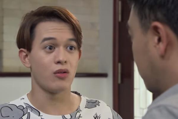 Ông Sơn bắt quả tang Vũ đang ôm ấp Nhã trong tập 69 Về Nhà Đi Con-1