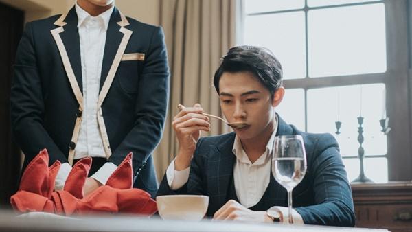 Phim Việt đầu tiên về ma cà rồng bất ngờ đánh úp khán giả bằng teaser cung đấu gay cấn-1