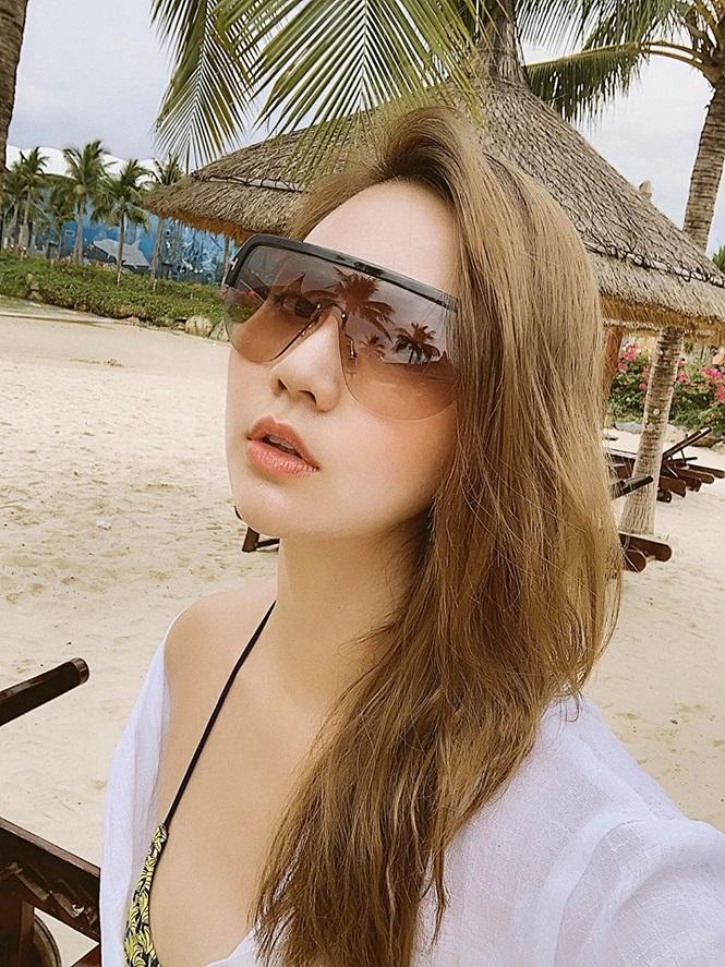 Hậu ly hôn, Huyền Lizzie cắt phăng mái tóc dài bánh bèo sang kiểu tóc siêu tém cực kỳ cá tính-5