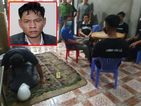 Kẻ chủ mưu Vì Văn Toán rơm rớm nước mắt khi thực nghiệm hiện trường cảnh đồng bọn khiêng nữ sinh giao gà đi sát hại-3