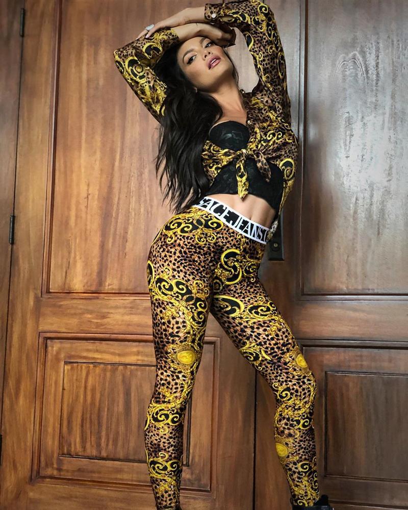 Bản tin Hoa hậu Hoàn vũ 19/7: Bà bầu Australia đẹp tựa nữ thần, chặt cả HHen Niê tới nguyên dàn mỹ nữ tuyệt sắc-4