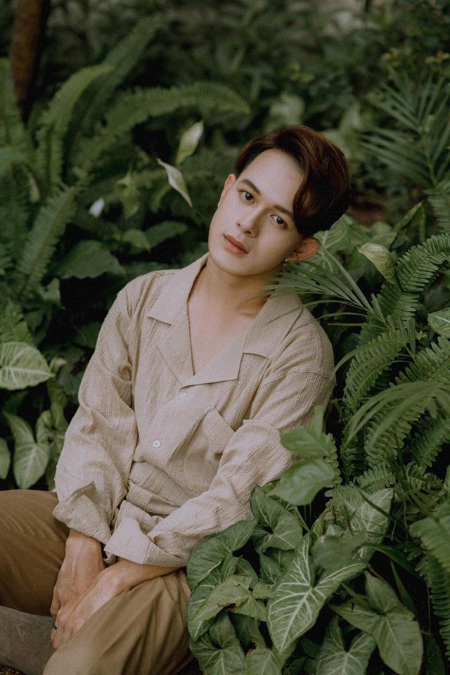 Dàn nam sinh 2K gây ‘bão mạng’: Từ đẹp trai thư sinh đến body 6 múi-8