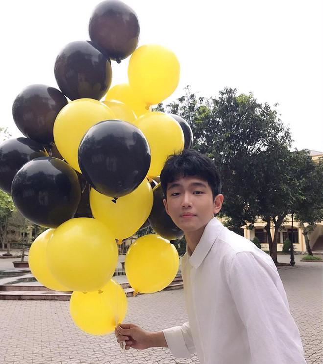 Dàn nam sinh 2K gây ‘bão mạng’: Từ đẹp trai thư sinh đến body 6 múi-10