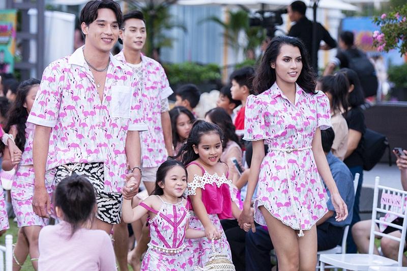 Nghệ sĩ hài Anh Đức bất ngờ mặc áo lưới, trình diễn thời trang với vai trò vedette-9