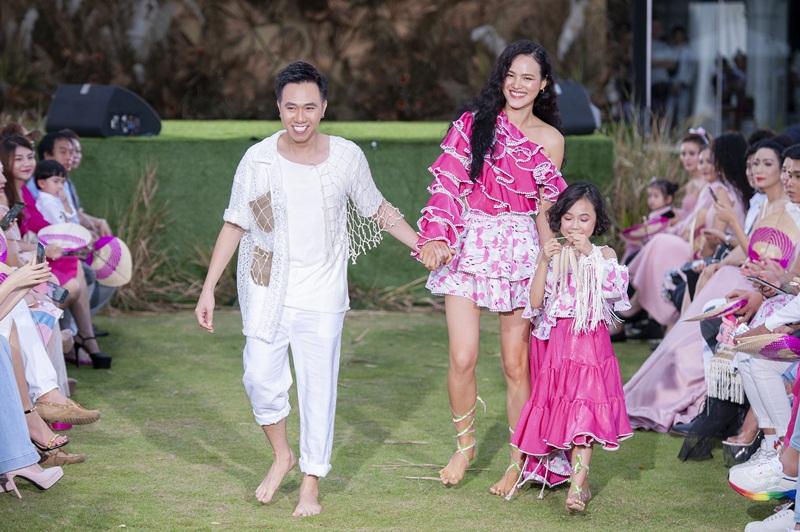 Nghệ sĩ hài Anh Đức bất ngờ mặc áo lưới, trình diễn thời trang với vai trò vedette-3