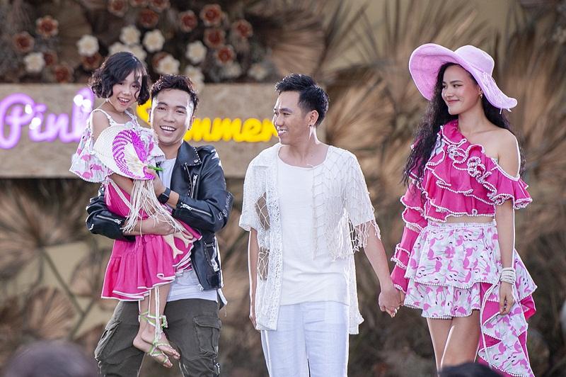 Nghệ sĩ hài Anh Đức bất ngờ mặc áo lưới, trình diễn thời trang với vai trò vedette-14