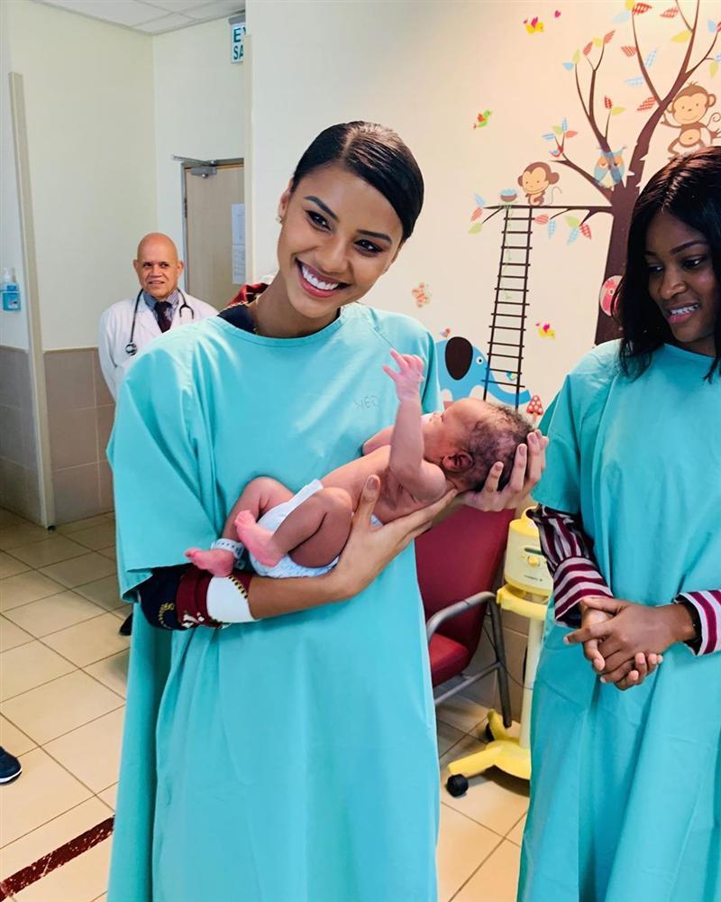 Sau đại chiến Miss Universe 2018, HHen Niê và top 5 người đẹp nhất bây giờ ra sao?-8