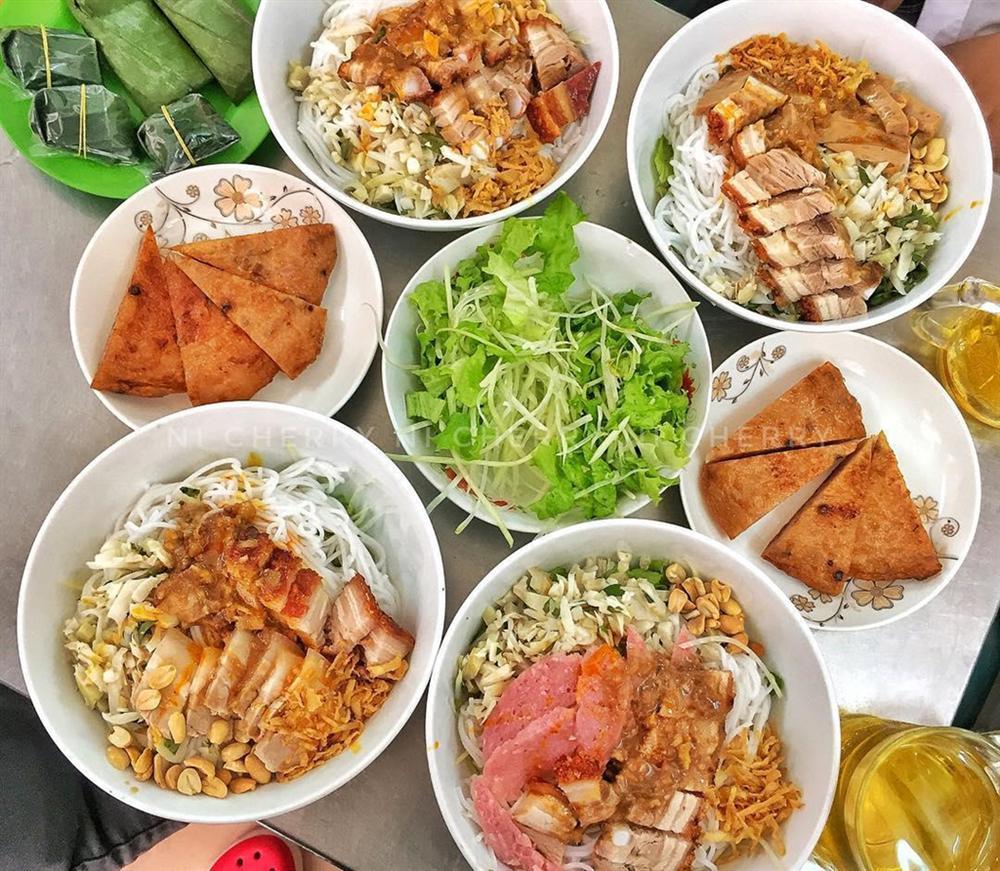 Bánh tráng cuốn thịt heo và 5 món ăn không thể bỏ lỡ ở Đà Nẵng-4