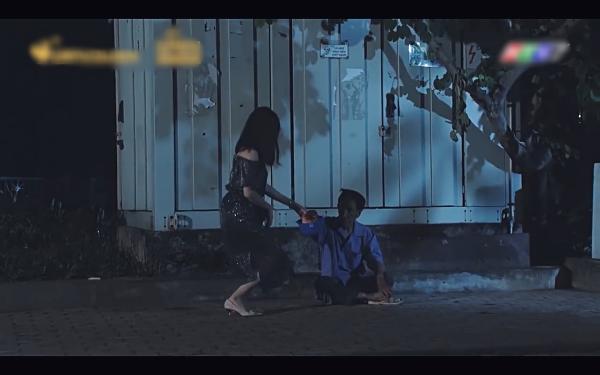 Sĩ diện trước mặt crush, Diệu Nhi nhận kết đắng khi phải hẹn hò với chân gà trong tập 80 Gia đình là số 1-5