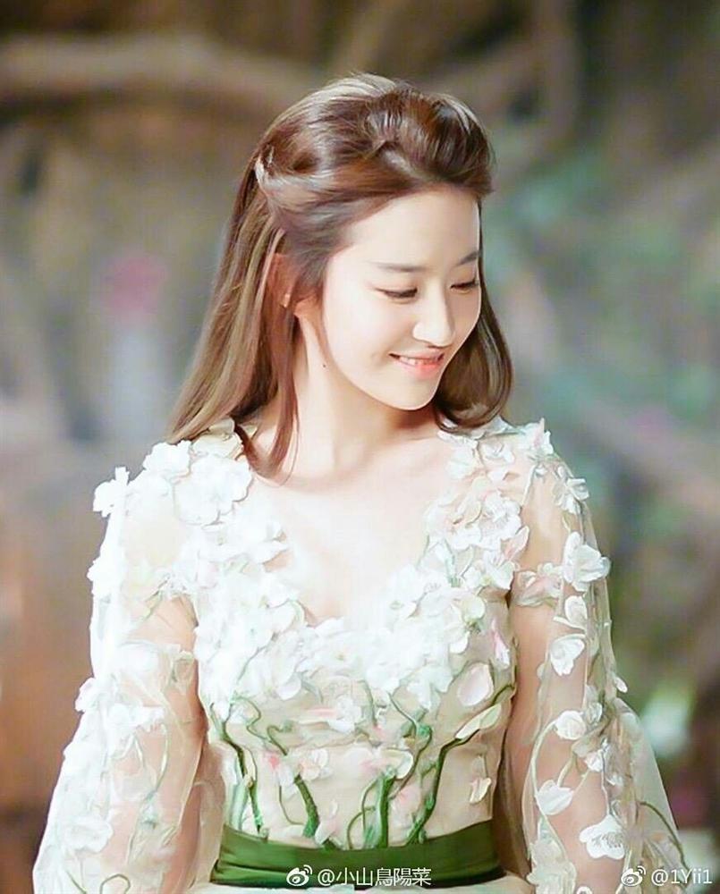 Triệu Lệ Dĩnh - Lưu Diệc Phi - Dương Mịch: 3 nữ hoàng truyền hình thất bại thảm hại với phim điện ảnh-9