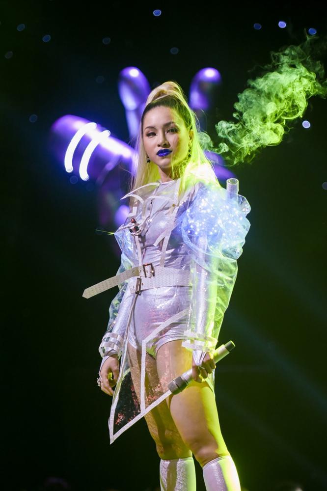 Không như lời đồn, giọng ca từng bị chê hát thiếu nam tính mới là người giành Quán Quân Giọng Hát Việt 2019-12