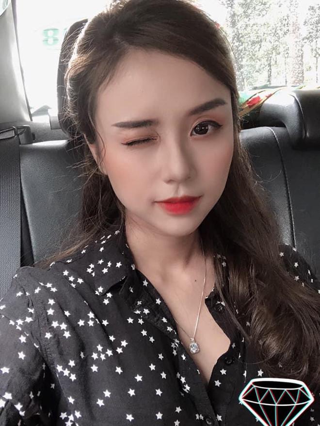 Vợ Hoài Lâm được khen về ngoại hình sau 2 lần sinh con ở tuổi 23-8