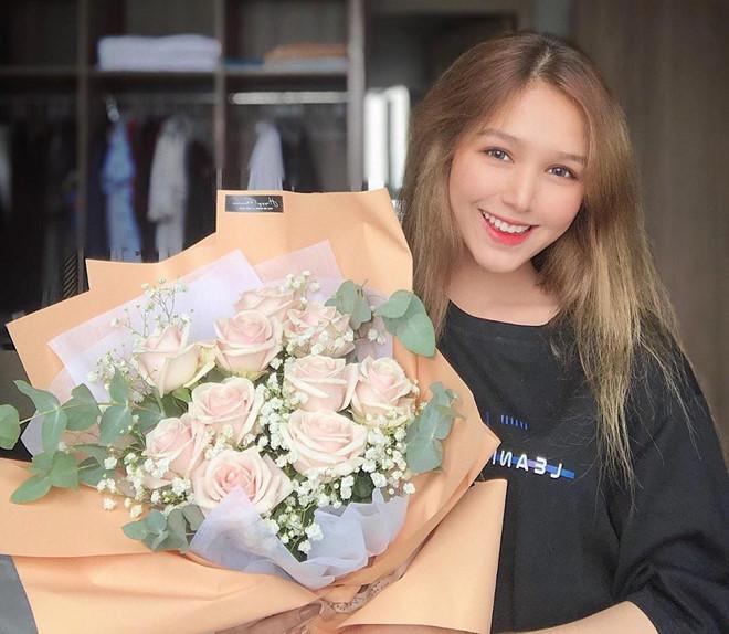 Hot girl 2K2 sở hữu mặt xinh, body gợi cảm thường bị nhầm là gái Tây-1