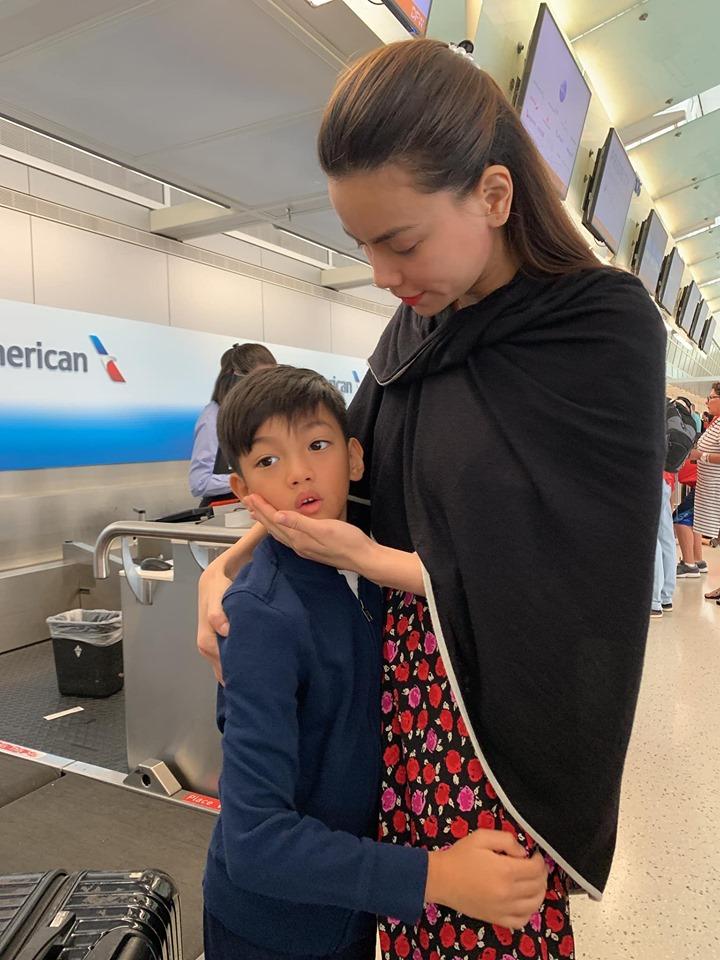 Con trai Cường Đô La chụp ảnh cưới cùng ba và mẹ kế, dân mạng xót xa Hà Hồ: Cô ấy chắc đau lòng lắm-3