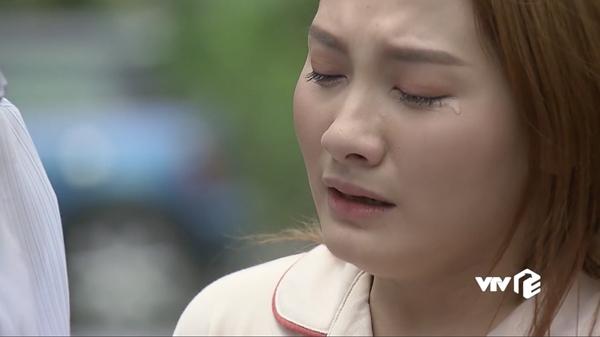 Diễn thì nhập tâm nhưng sao Thư Về nhà đi con makeup cứ sai sai thế này!-2