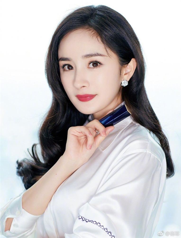 10 ngôi sao Hoa ngữ hot nhất nửa đầu năm 2019: Triệu Lệ Dĩnh bất ngờ bị mỹ nhân này vượt mặt-4