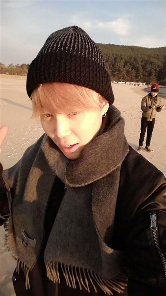 Ngắm nhan sắc thuộc hàng cực phẩm như idol Kpop của hội anh chị em ruột nhóm BTS-14