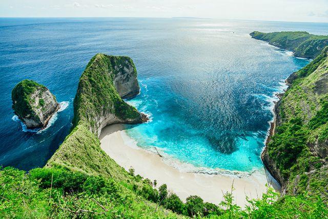 Du khách Việt bị sóng cuốn, tử nạn ở bãi biển nổi tiếng bậc nhất Bali-1