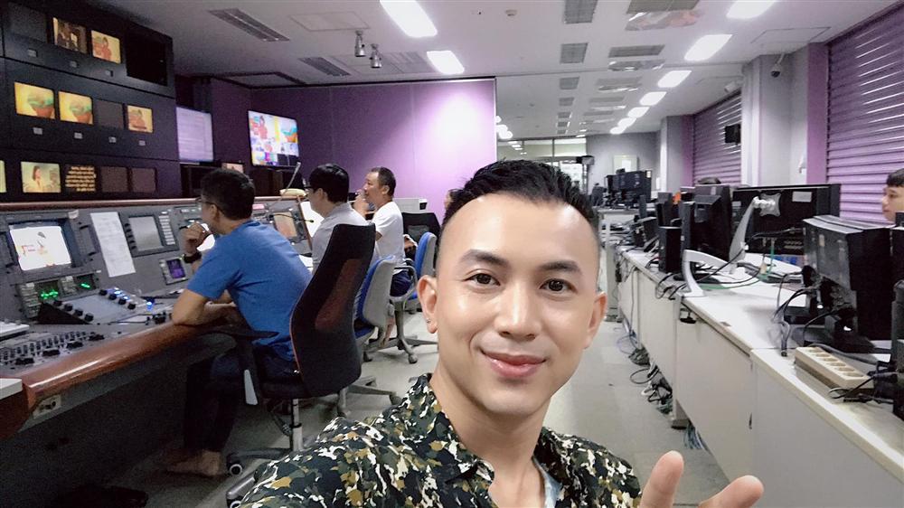 Ngoài mẹ ruột, đây chính là người phụ nữ quyền lực mà Midu cực kỳ yêu quý-4